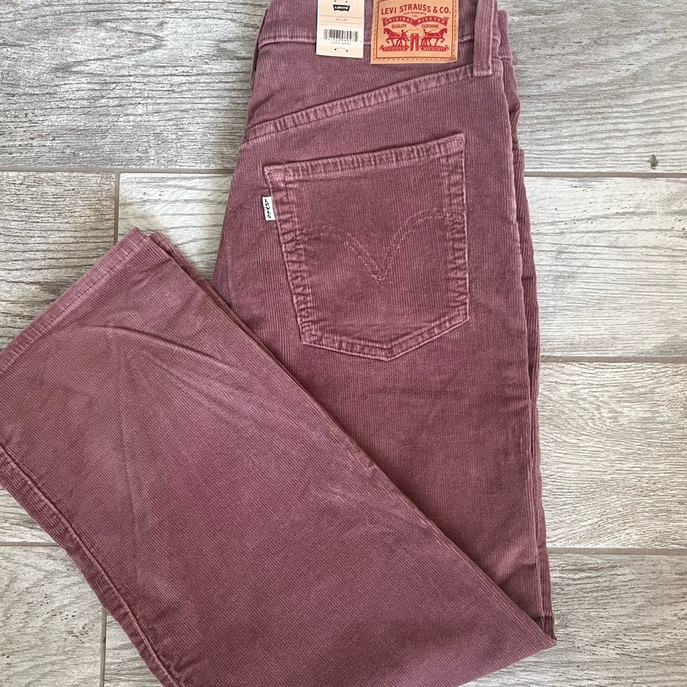 Levi's Women's Corduroy Jeans in Mauve